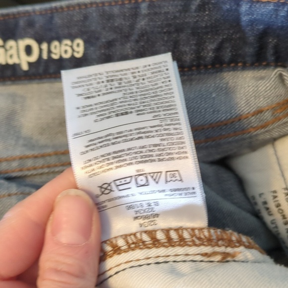 GAP Dark Wash Slim Jeans - Picture 6 of 6